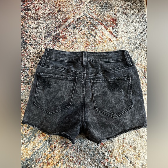 SO goods for Life High Rise Shortie - Picture 2 of 3